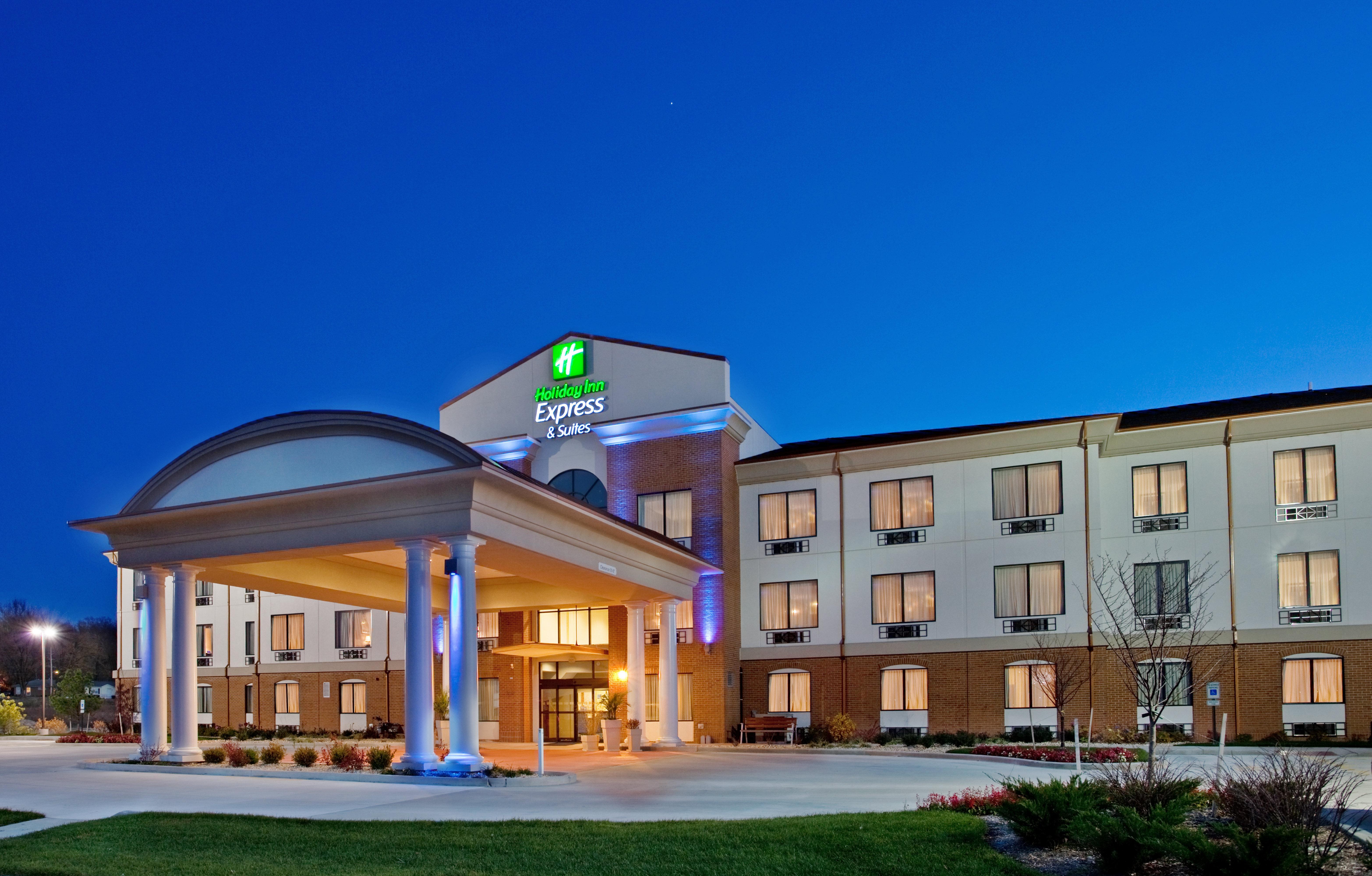 Saint Charles Holiday Inn Express Hotel & Suites St. Charles By Ihg מראה חיצוני תמונה
